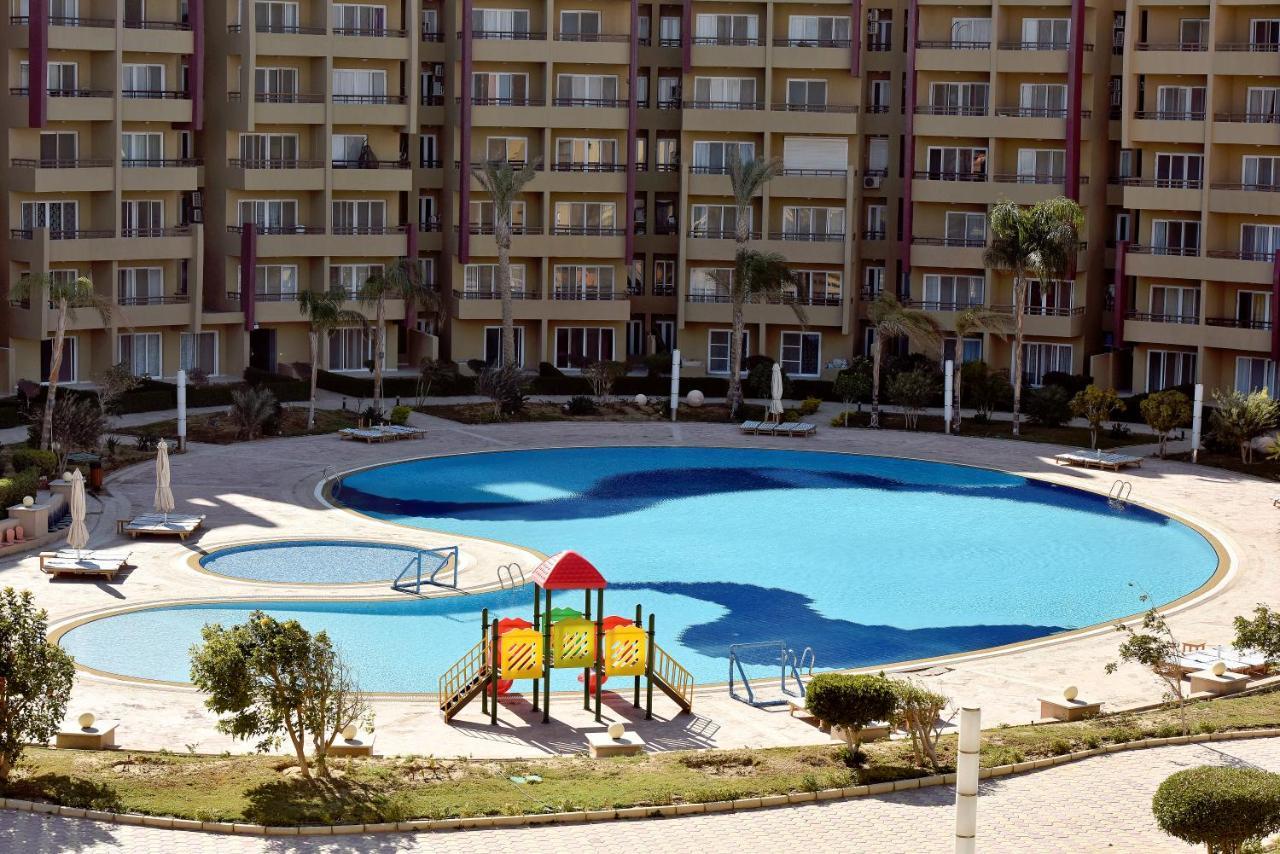 Hotel Grand Ocean El Sokhna à Ain Sukhna Extérieur photo The swimming pool at the complex